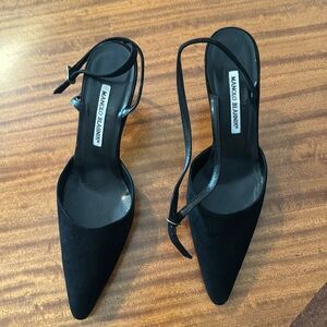 Black suede slingback heels by Manolo Blahnik Size 38.5 / 9.5
